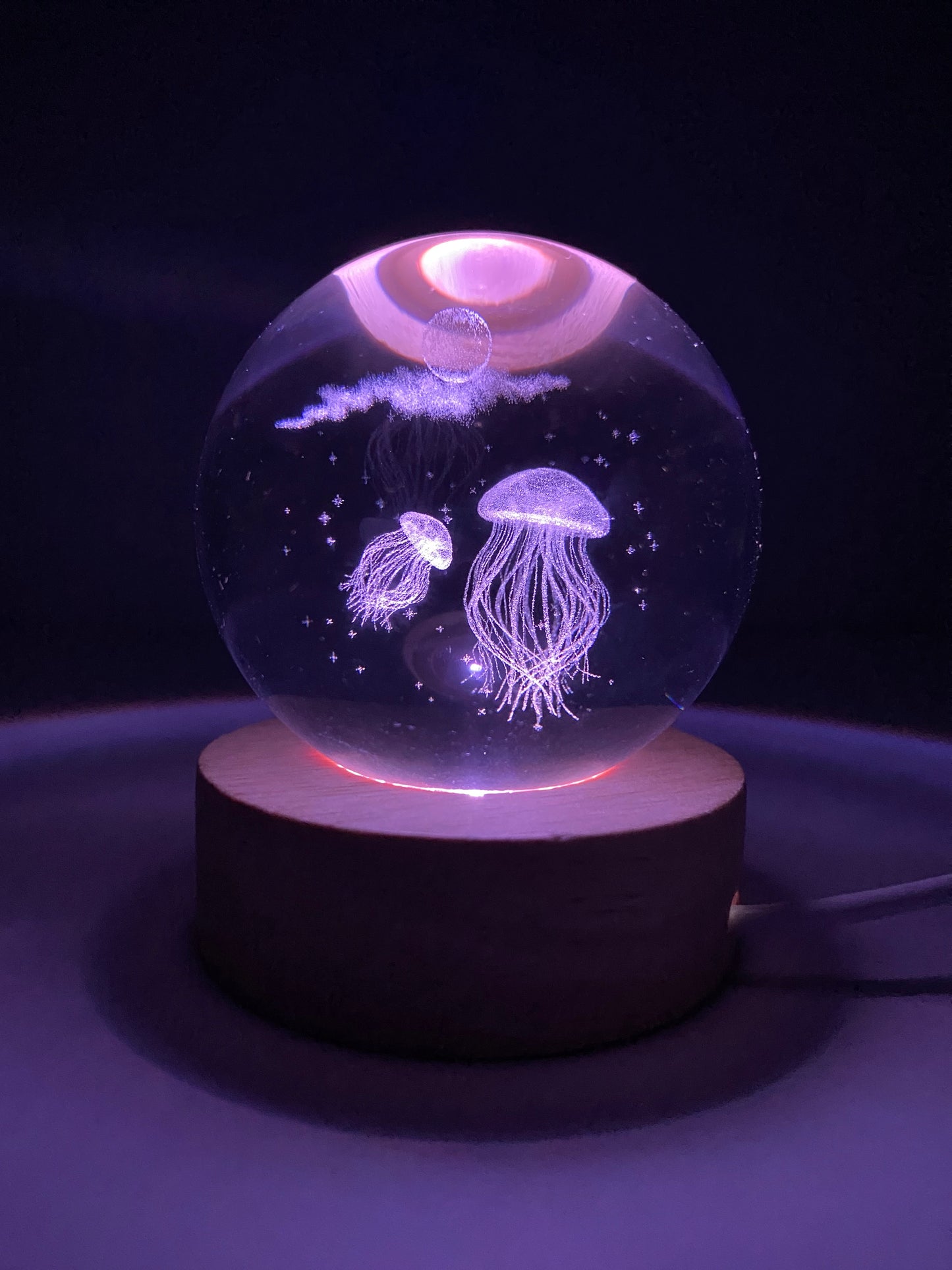 Sfera di cristallo meduse 3D